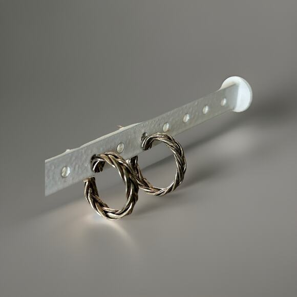 Lovely Vintage Navajo Braided Sterling Silver Hoop Post Earrings Measures 1/2” - Picture 2 of 3